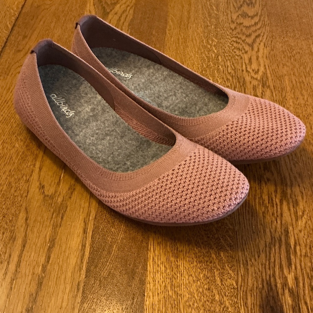 woman’s allbirds Tree Breezer mauve slip on flat. Size 8? See description. Cute!